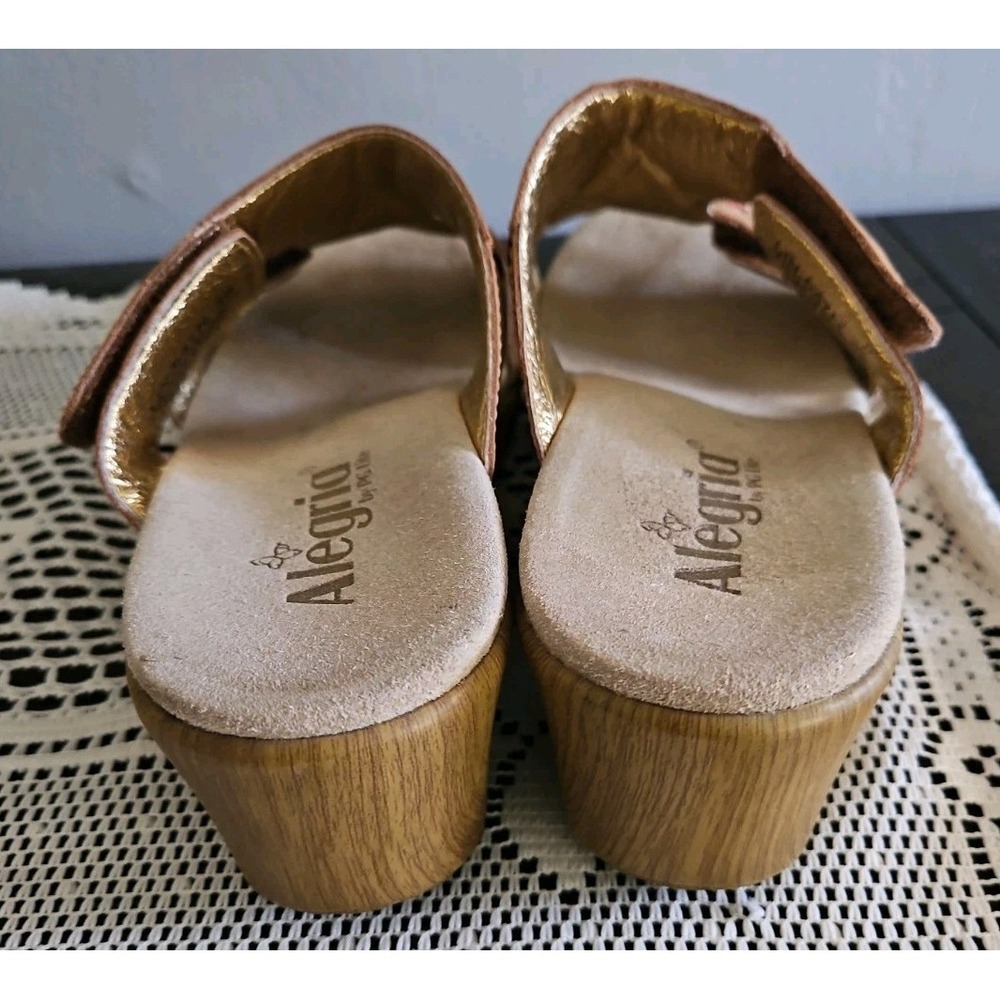 Alegria LIN-647N Linn Floral Embroidered leather Clog Sandals Bohemian  Resort - Picture 4 of 6